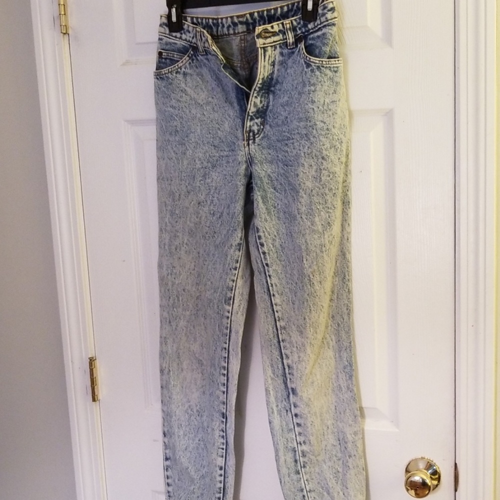 High waisted skinny jeans